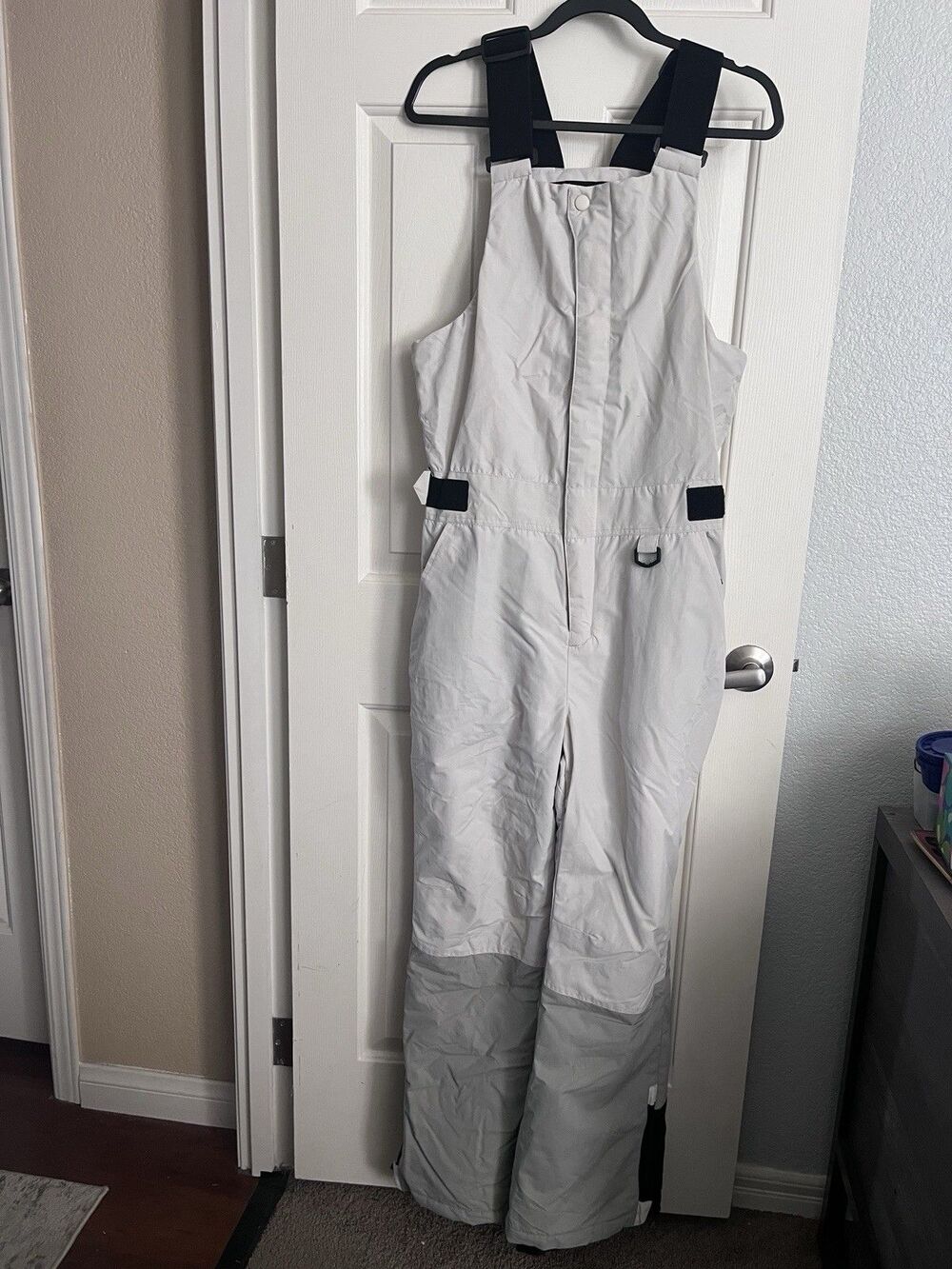 NEW Amazon Essentials Men’s Insulated Snow Bib Pants Gray/Black M Regular Ski